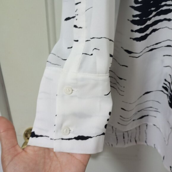 Alfani Womens Black & White Abstract Print Button-Up Blouse M - Picture 8 of 13